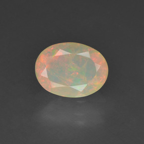 Opale naturale multicolore da 0,63 ct, taglio ovale, traslucido