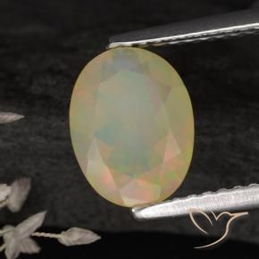 Opale Multicolore naturale da 0.96 ct, Ovale, Traslucido