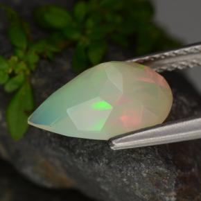 Opale naturale multicolore da 1,61 ct, taglio a pera, traslucido