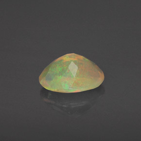 Opale naturale multicolore da 0,84 ct, trasparente, trasparente/traslucido