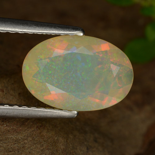 Opale naturale multicolore da 1,26 ct, taglio ovale, trasparente