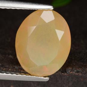 Opale naturale giallo da 2,07 ct, taglio ovale, traslucido