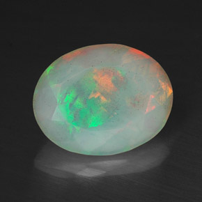 Opale naturale multicolore da 1,34 ct, taglio ovale, traslucido