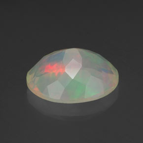 Opale naturale multicolore da 2,02 ct, taglio ovale, trasparente