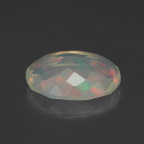 Opale naturale multicolore da 1,54 ct, taglio ovale, trasparente