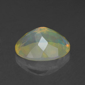 Opale naturale multicolore da 1,66 ct, taglio ovale, trasparente