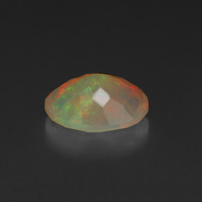 Opale naturale multicolore da 0,99 ct, taglio ovale, trasparente