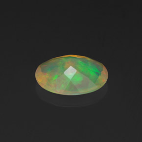 Opale naturale multicolore da 0,90 ct, taglio ovale, trasparente