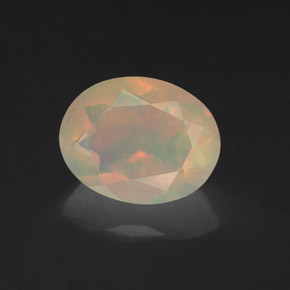 Opale naturale multicolore da 1,15 ct, taglio ovale, traslucido