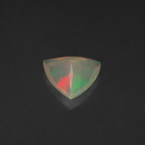 Opale naturale multicolore da 0,74 ct, trillion, trasparente