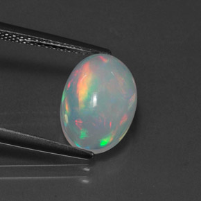 Opale naturale multicolore da 2,46 ct, taglio ovale, trasparente