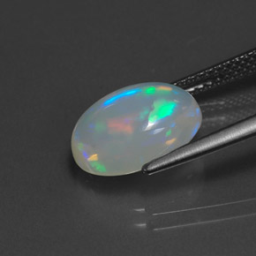 Opale naturale multicolore da 2,90 ct, taglio ovale, trasparente