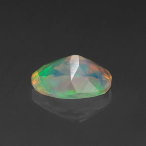 Opale Multicolore naturale da 0.72 ct, Taglio ovale, Trasparente