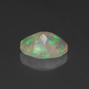 Opale naturale multicolore da 0,74 ct, taglio ovale, trasparente