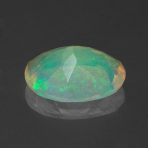 Opale naturale multicolore da 1,38 ct, taglio ovale, trasparente