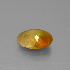 Opale naturale multicolore da 1,51 ct, taglio ovale, traslucido