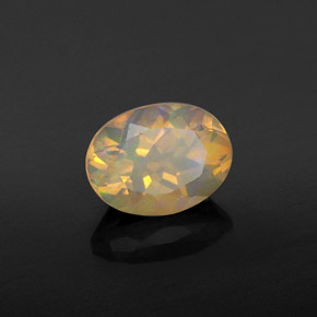 Opale naturale multicolore da 0,92 ct, taglio ovale, trasparente