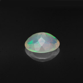 Opale naturale multicolore da 0,98 ct, taglio ovale, trasparente