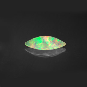 Opale naturale multicolore da 0,86 ct, marchesa, trasparente