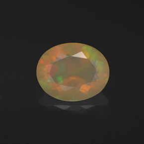 Opale naturale multicolore da 1,47 ct, taglio ovale, traslucido