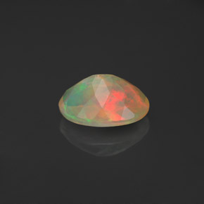 Opale naturale multicolore da 0,66 ct, trasparente, trasparente/traslucido
