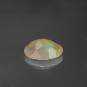 Opale naturale multicolore da 0,70 ct, trasparente, trasparente/traslucido