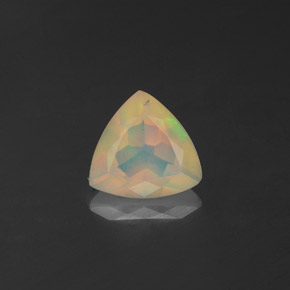 Opale naturale multicolore da 0,65 ct, trasparente, trasparente/traslucido