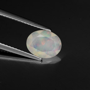 Opale naturale multicolore da 0,78 ct, trasparente, trasparente/traslucido