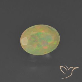 Opale Multicolore naturale da 0.73 ct, Ovale, Traslucido