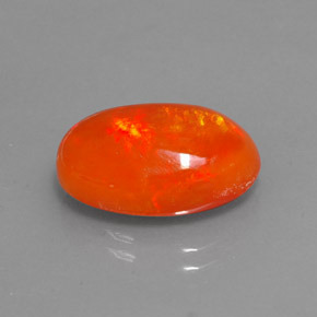 Opale naturale arancione da 5,33 ct, taglio ovale, traslucido