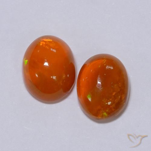 Gemme di Opale Arancio Intenso naturale da 2.56 ct, Ovale, Traslucido