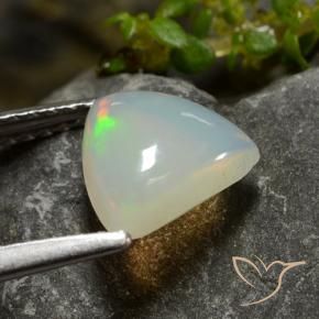 Opale Multicolore naturale da 0.85 ct, Taglio trillion, Trasparente