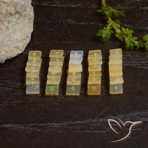 Gemme di Opale Multicolore naturale da 3.22 ct, Quadrato, Traslucido