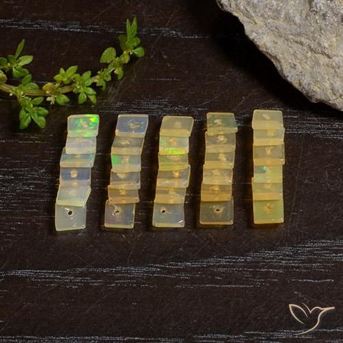 Gemme di Opale Multicolore naturale da 3.10 ct, Quadrato, Traslucido