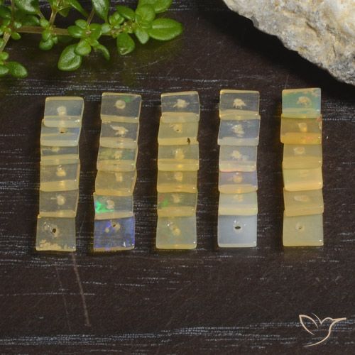 3.35ctw Naturale Multicolore Opale, Quadrato, Trasparente