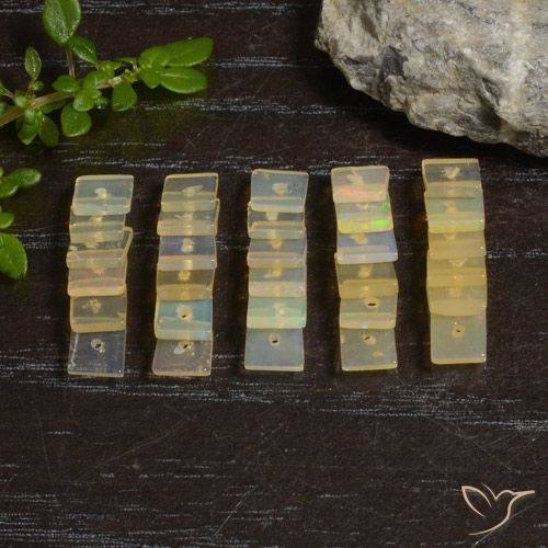 3.27ctw Naturale Multicolore Opale, Quadrato, Trasparente