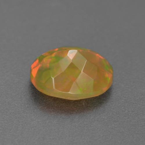 Opale multicolore naturale da 1,25 ct, taglio ovale, traslucido