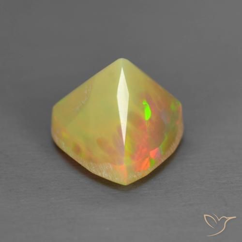 Opale Multicolore naturale da 0.91 ct, Taglio trillion, Traslucido