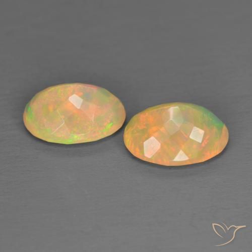 Gemme di Opale Multicolore naturale da 2.01 ct, Ovale, Traslucido