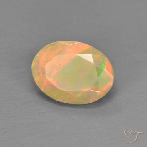 Opale Multicolore naturale da 0.82 ct, Ovale, Traslucido