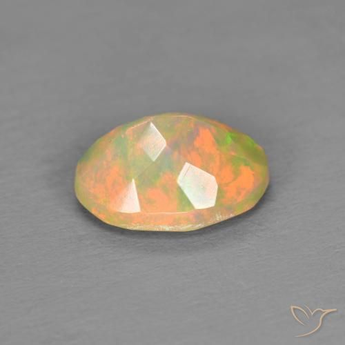 Opale Multicolore naturale da 0.82 ct, Ovale, Traslucido