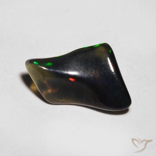 Opale Multicolore naturale da 0.71 ct, Taglio a fantasia, Traslucido
