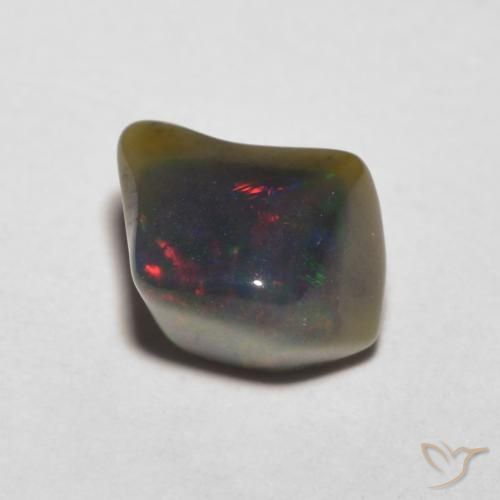 Opale Multicolore naturale da 0.90 ct, Taglio a fantasia, Traslucido