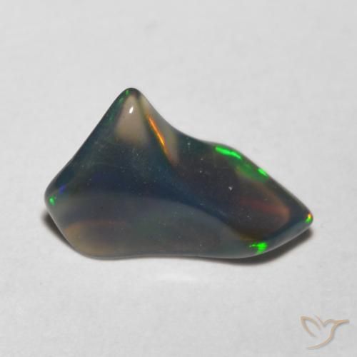 Opale Multicolore naturale da 0.63 ct, Taglio a fantasia, Traslucido