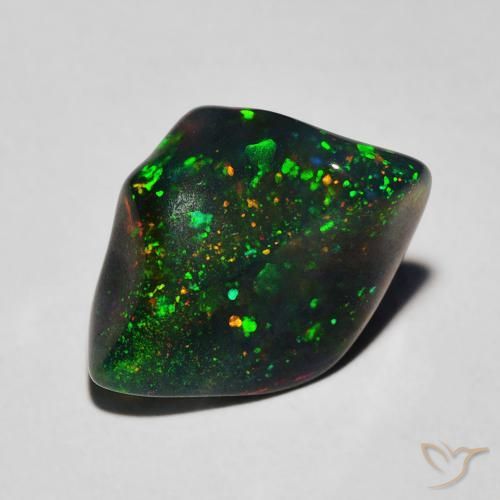Opale Multicolore naturale da 2.36 ct, Taglio a fantasia, Traslucido