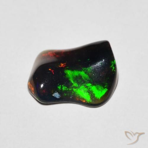 Opale Multicolore naturale da 0.78 ct, Taglio a fantasia, Traslucido