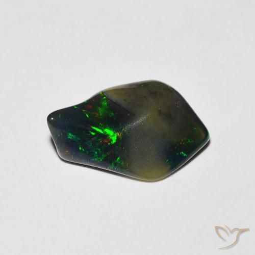 Opale Multicolore naturale da 0.91 ct, Taglio a fantasia, Traslucido