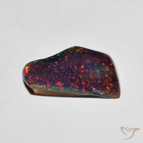 Opale Multicolore naturale da 1.02 ct, Taglio a fantasia, Traslucido