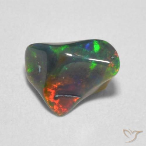 Opale Multicolore naturale da 0.77 ct, Taglio a fantasia, Opaco