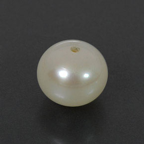 Perla naturale crema da 3,90 ct, sfera / palla, opaco